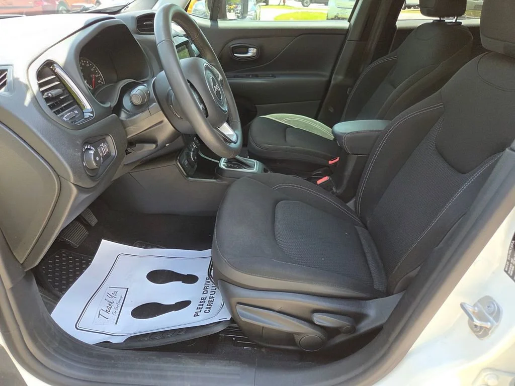 Certified Used 2023 Alpine White Clearcoat Jeep Altitude image 22