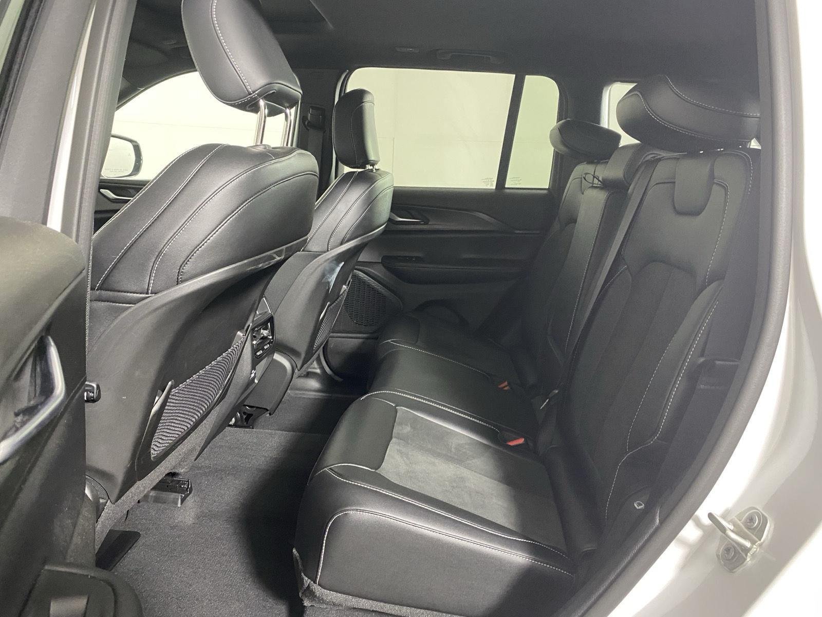 Used 2023 Bright White Clearcoat Jeep Altitude X image 9