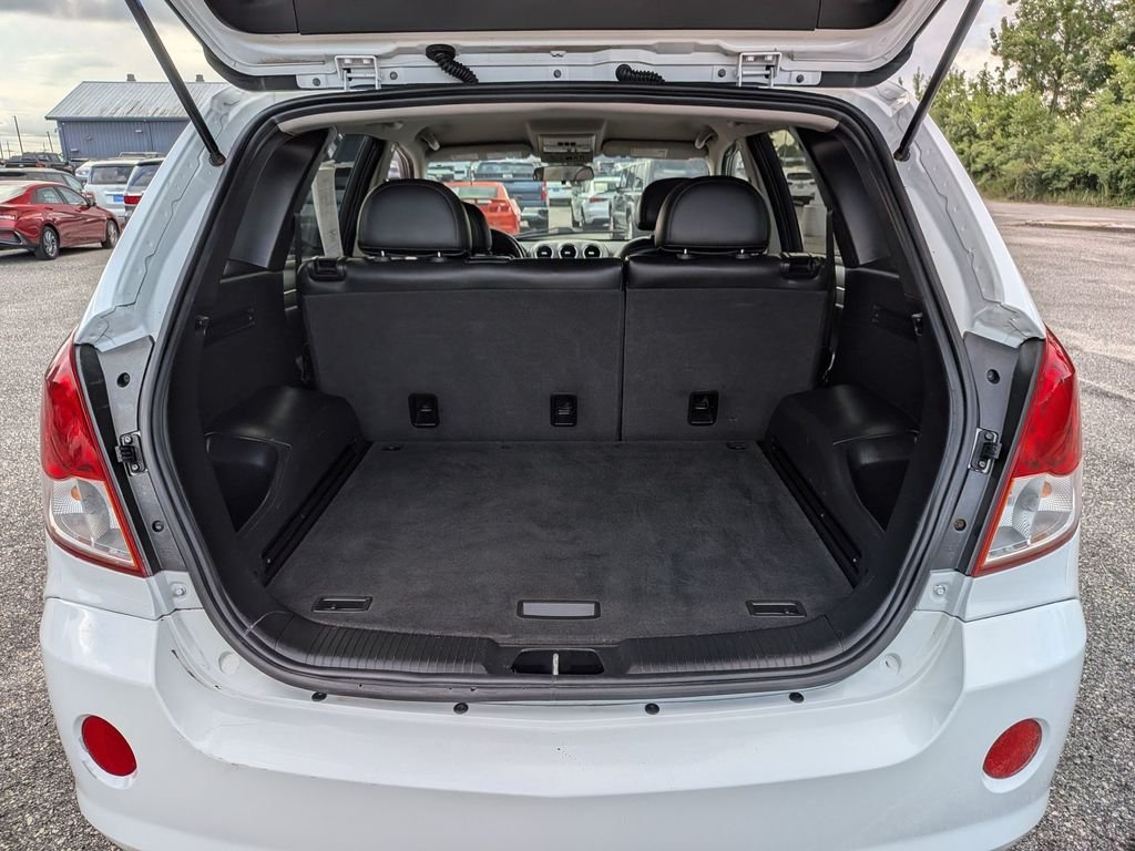 Used 2012 White Chevrolet LT image 28