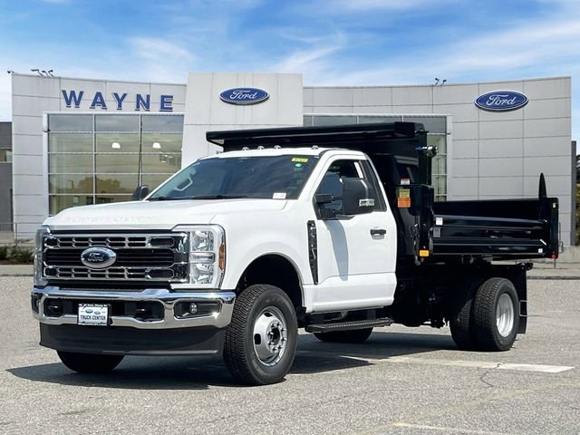 2025 Ford F-350 Super Duty Chassis Cab XL - Photo 17