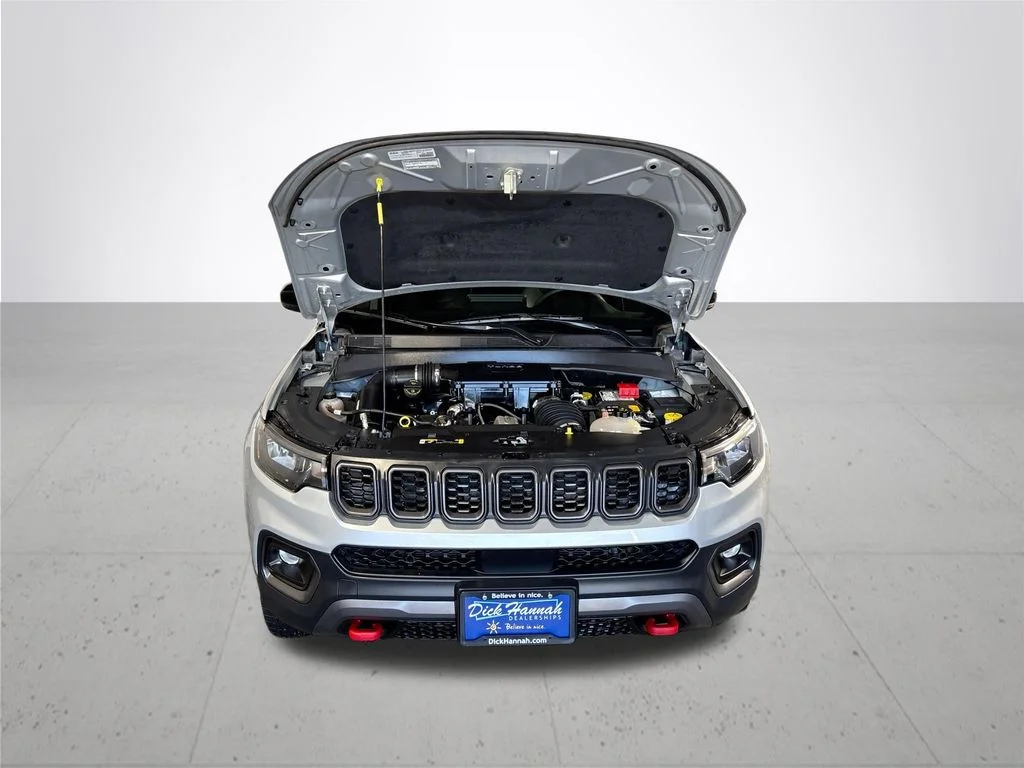 Used 2024 Silver Jeep Trailhawk image 21