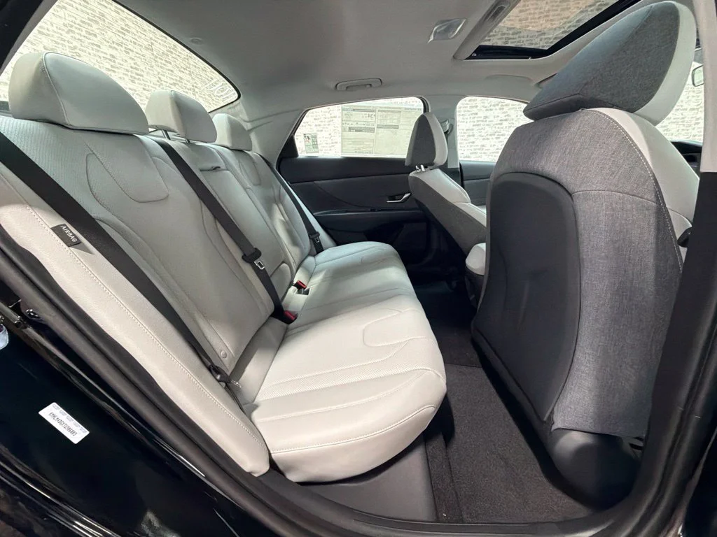 New 2026 Abyss Black Hyundai SEL Sport Plus image 15