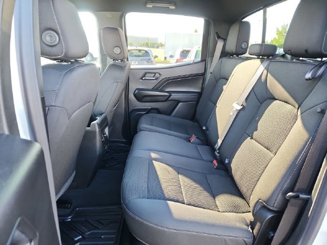 Used 2026 Summit White GMC Elevation image 27