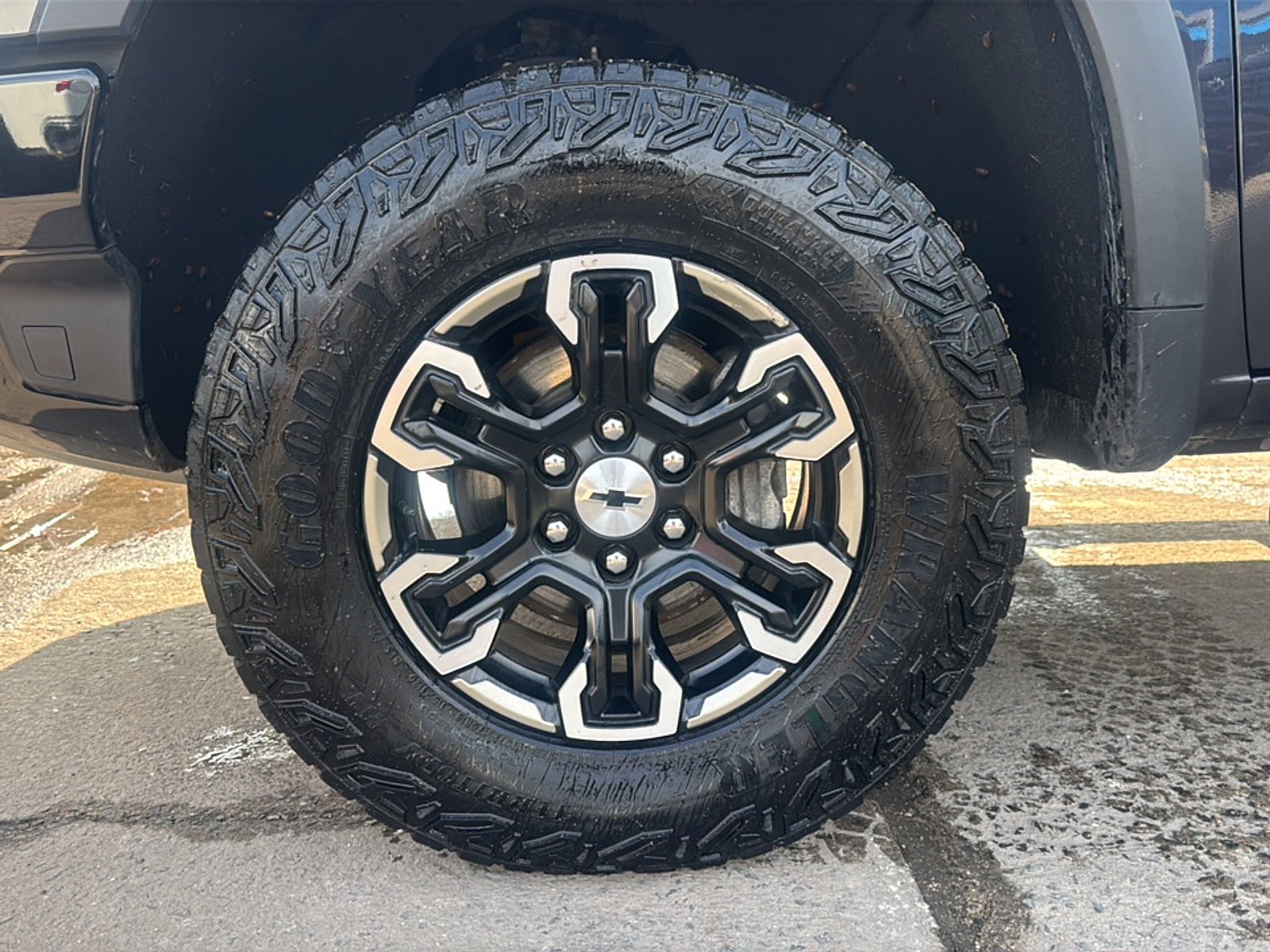 2024 Chevrolet Silverado 1500 ZR2 - Photo 48