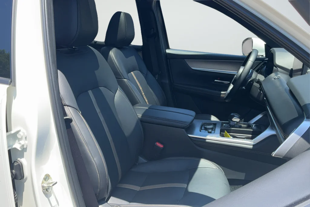 2024 Mazda CX-90 Premium Plus Package - Photo 20
