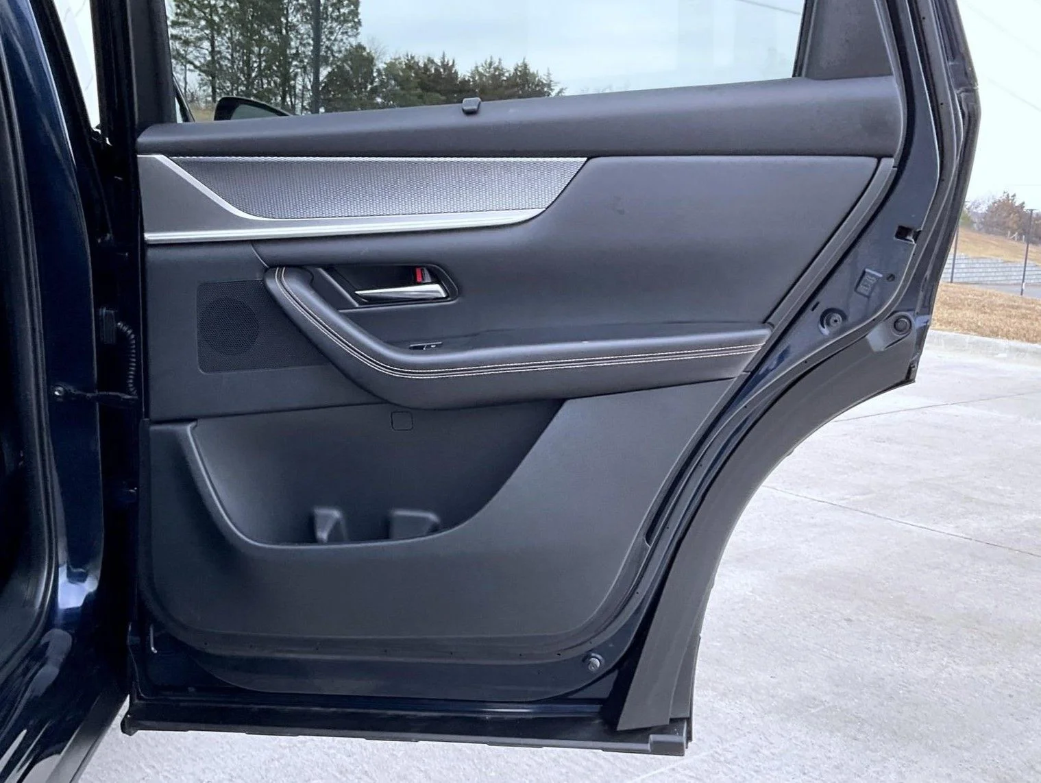 2025 Mazda CX-90 Preferred Package - Photo 17