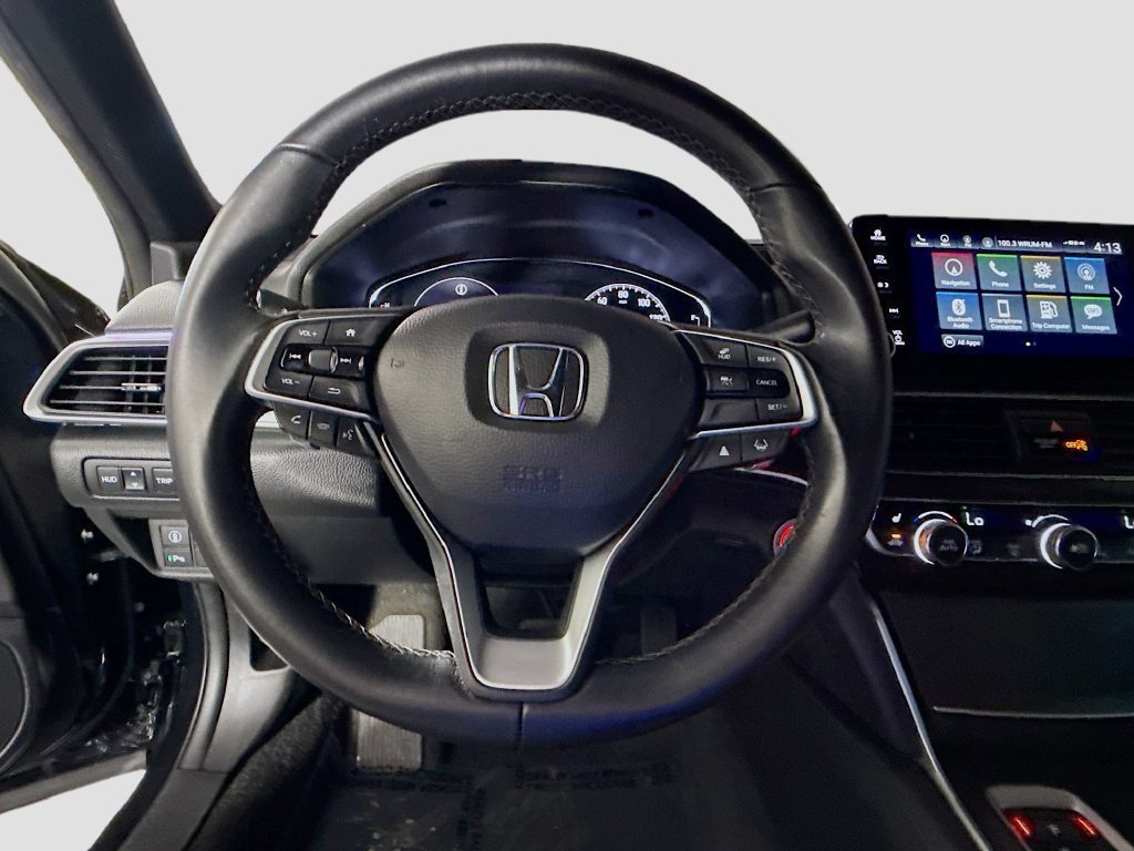 Used 2021 Crystal Black Pearl Honda Touring image 9