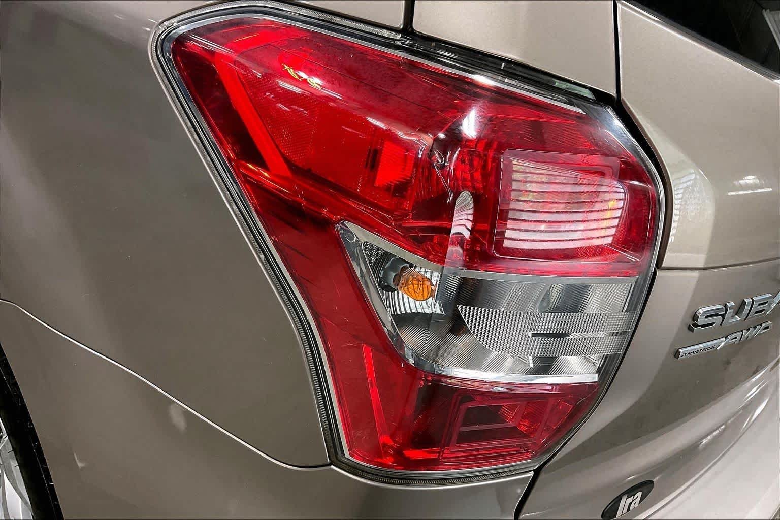 Used 2015 Burnished Bronze Metallic Subaru 2.5i Limited image 29