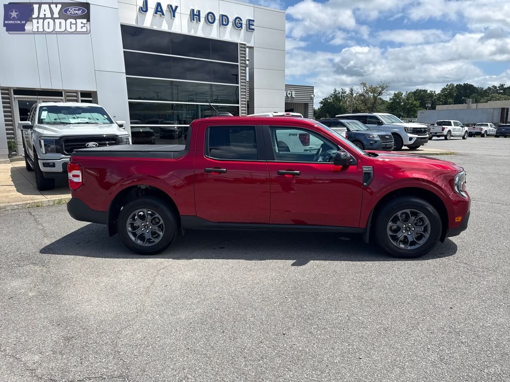 Used 2025 Red Ford XLT image 9