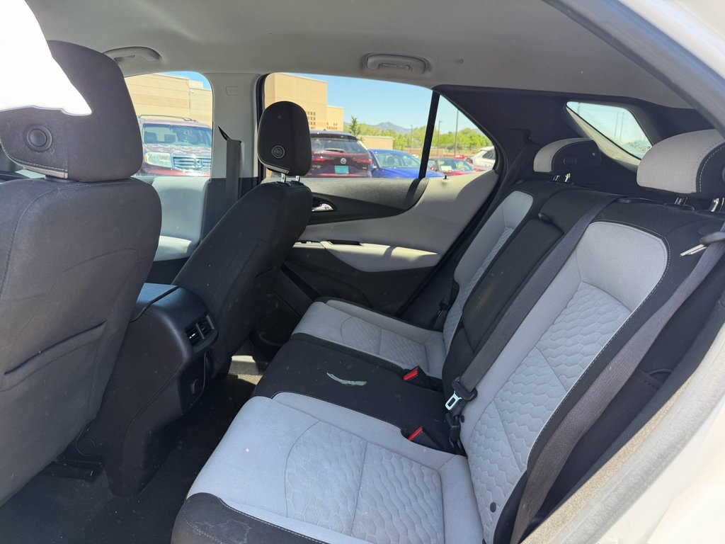 Used 2018 Iridescent Pearl Tricoat Chevrolet LT image 18