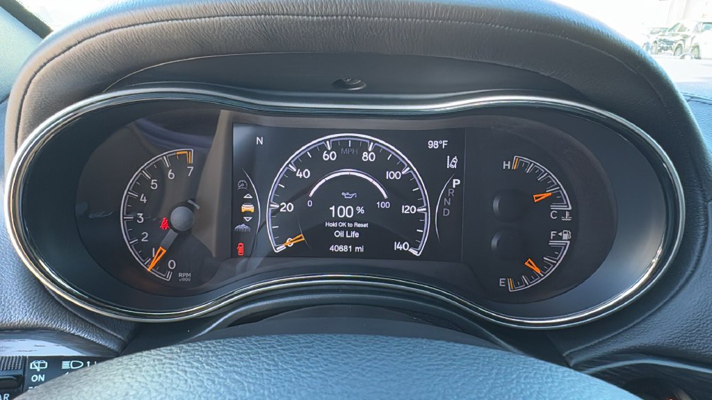 Used 2021 Silver Jeep Overland image 32