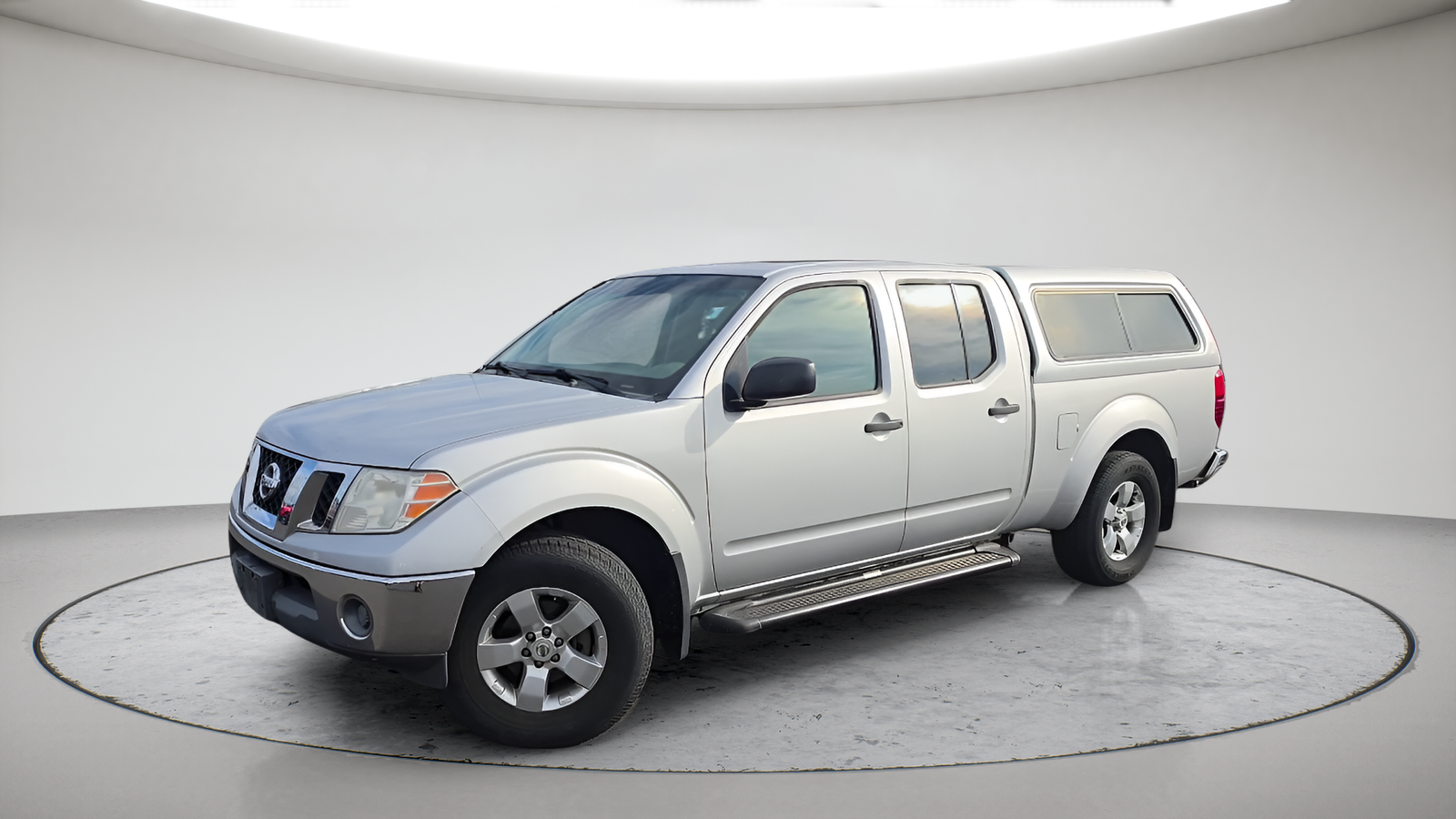 Used 2010 Radiant Silver Nissan SE image 12