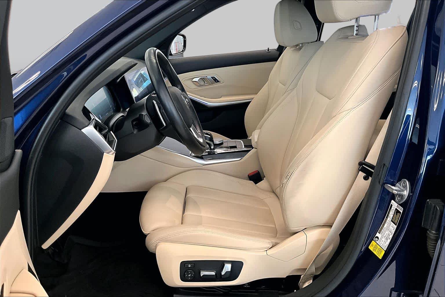Used 2020 Mediterranean Blue Metallic BMW 330i image 7