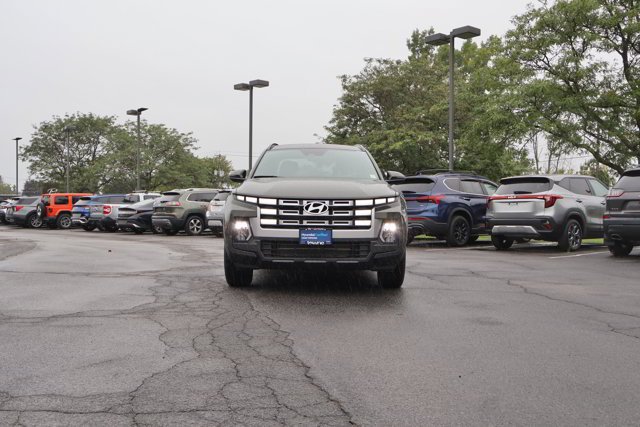 Used 2025 Green Hyundai SEL image 13