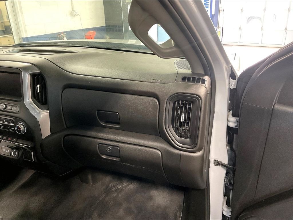 Used 2024 Gray Chevrolet Custom image 13