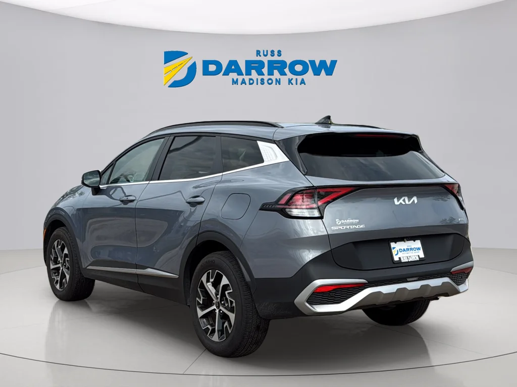 Used 2025 Everlasting Silver Kia EX image 3