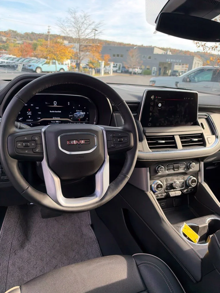 Used 2024 Sterling Metallic GMC SLT image 12