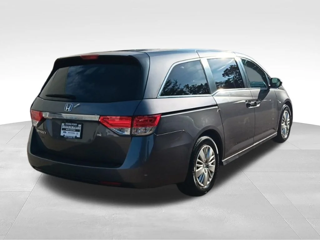 Used 2016 Modern Steel Metallic Honda LX image 7