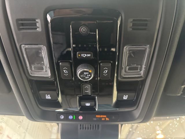 2026 GMC Yukon Denali - Photo 17
