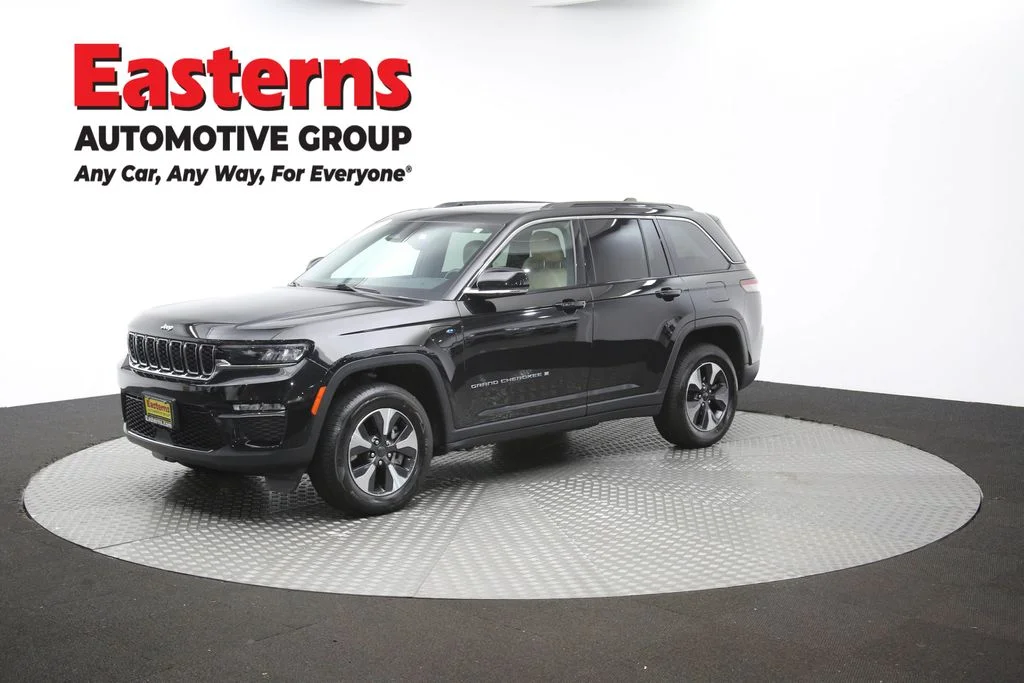 Used 2024 Black Jeep 4xe image 61