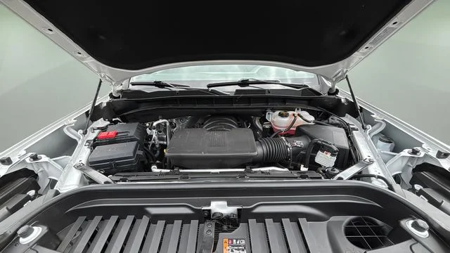 Used 2026 White GMC SLT image 32