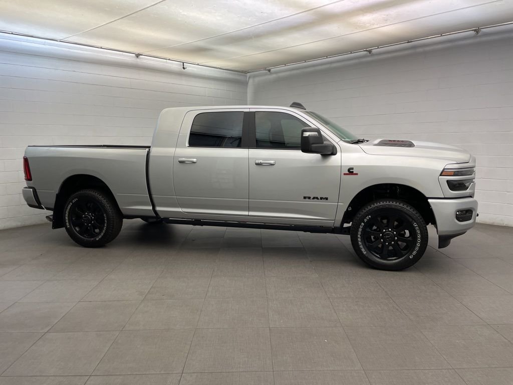 New 2026 Silver-Zynith Exterior Paint RAM Laramie image 2
