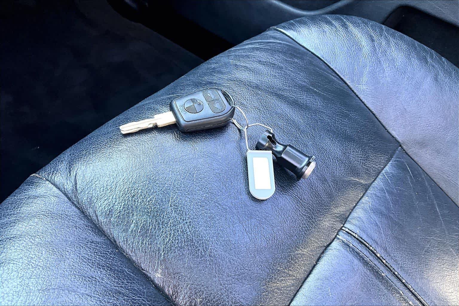 Used 1997 Alpine White BMW 528iA image 12