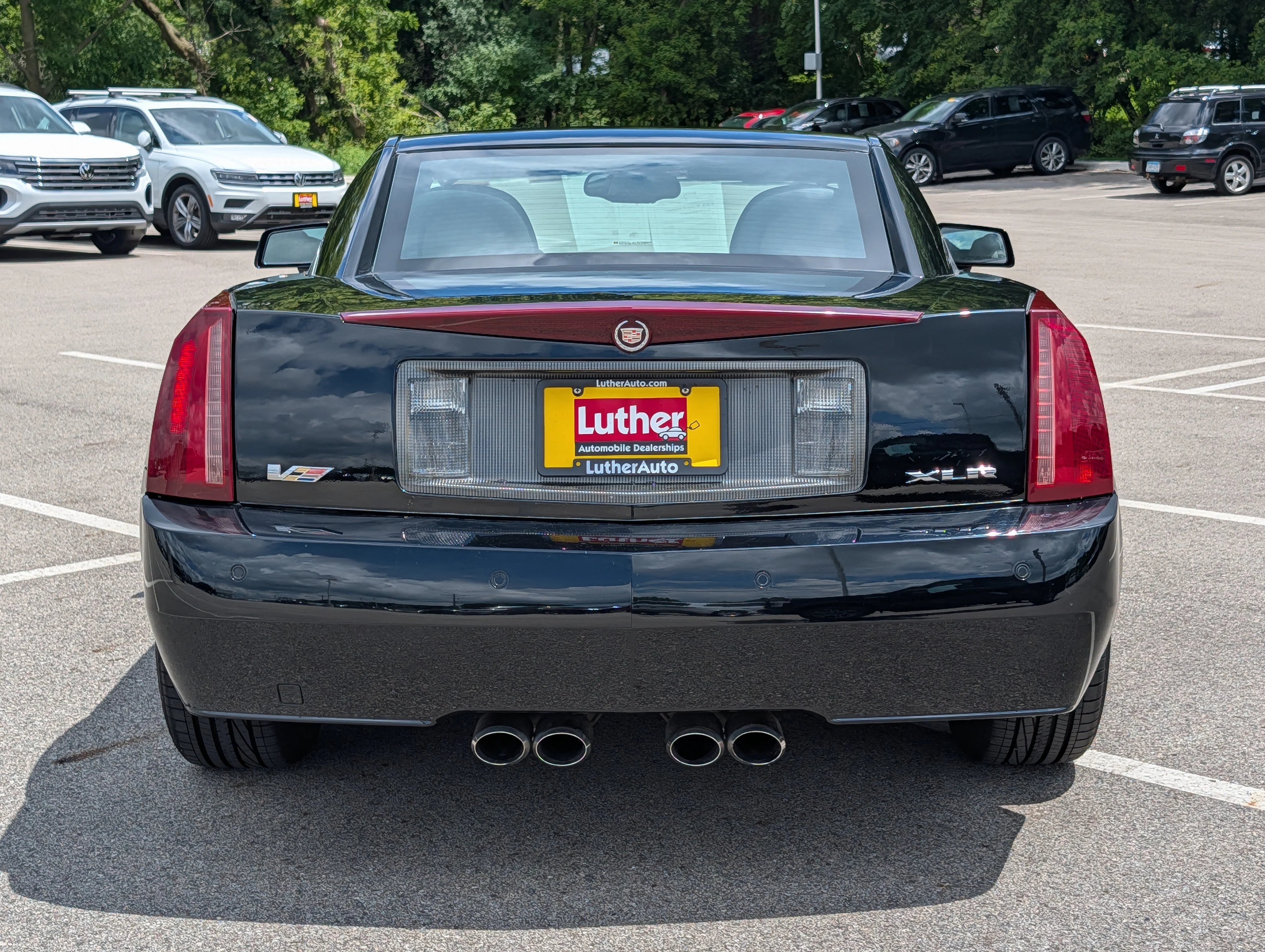 Used 2006 Black Raven Cadillac  image 31