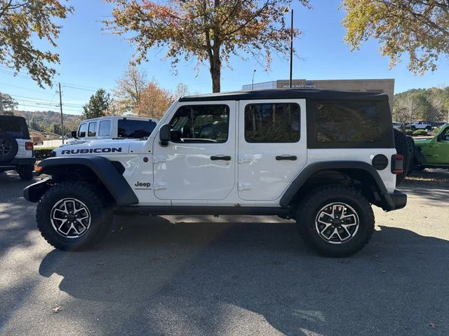 New 2026 Bright White Clear-Coat Exterior Paint Jeep Rubicon image 8
