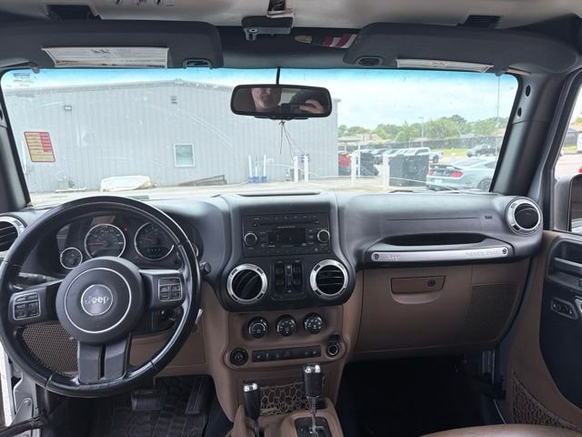 Used 2016 Silver Jeep Unlimited Sahara image 12