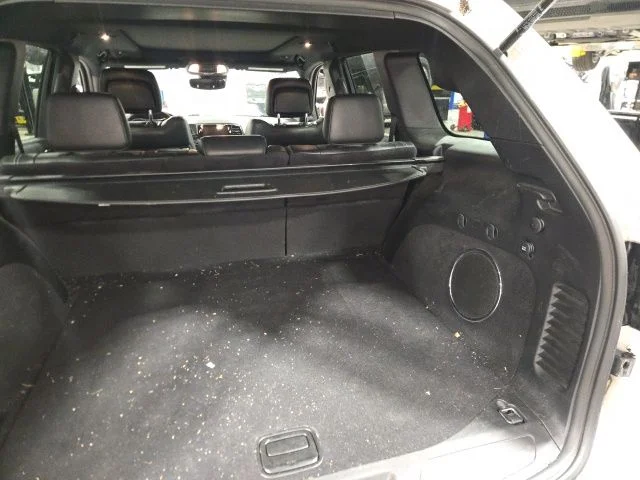 Used 2021 White Jeep Limited image 12