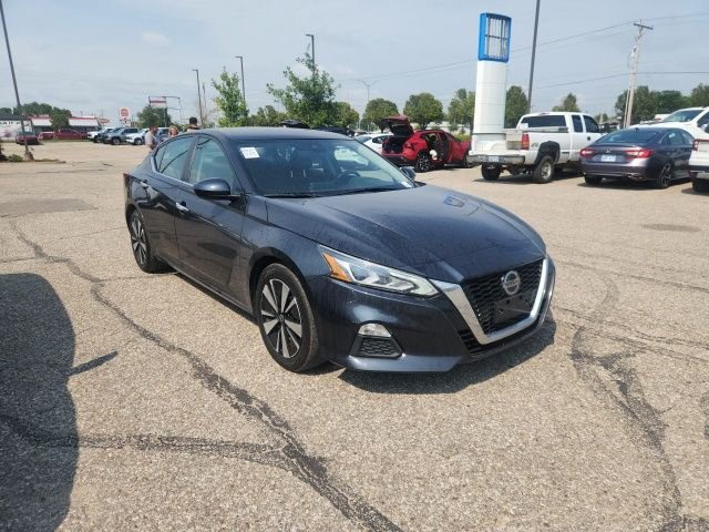 Used 2022 Blue Nissan 2.5 SV image 3