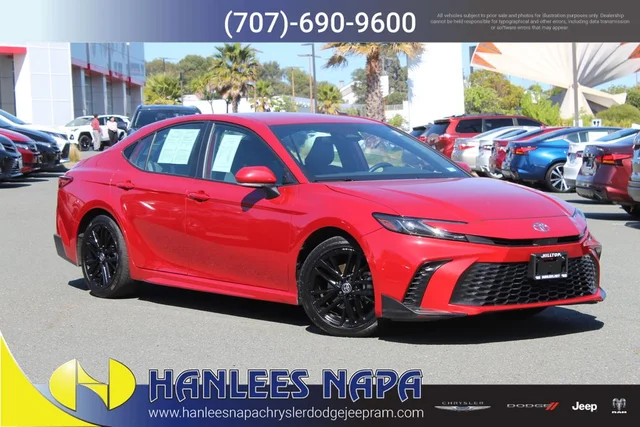 2025 Toyota Camry SE