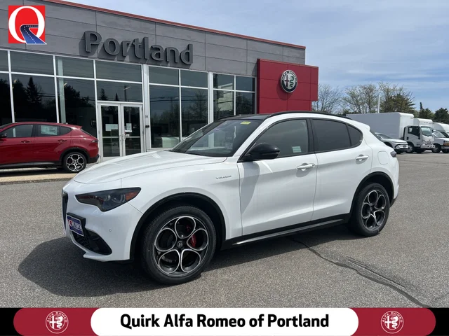 2025 Alfa Romeo Stelvio 