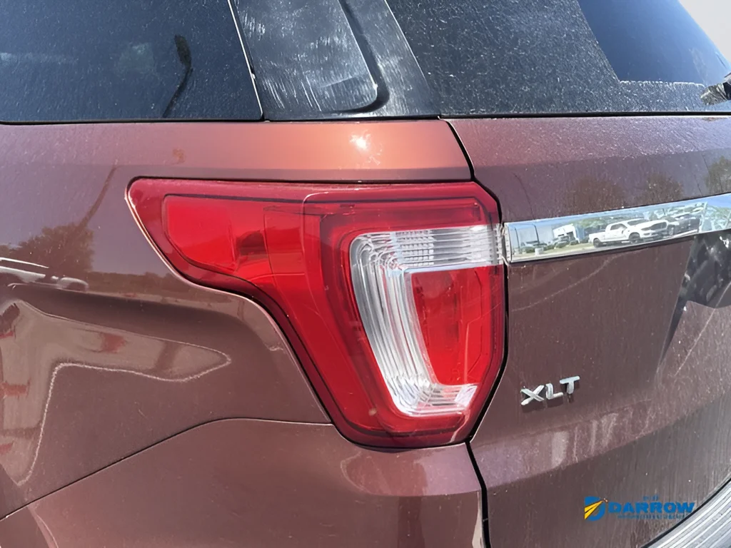 Used 2018 Red Ford XLT image 27