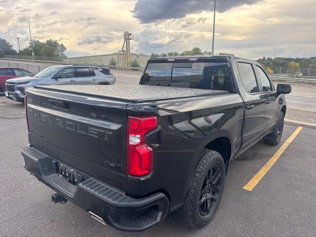 Used 2022 Black Chevrolet RST image 6