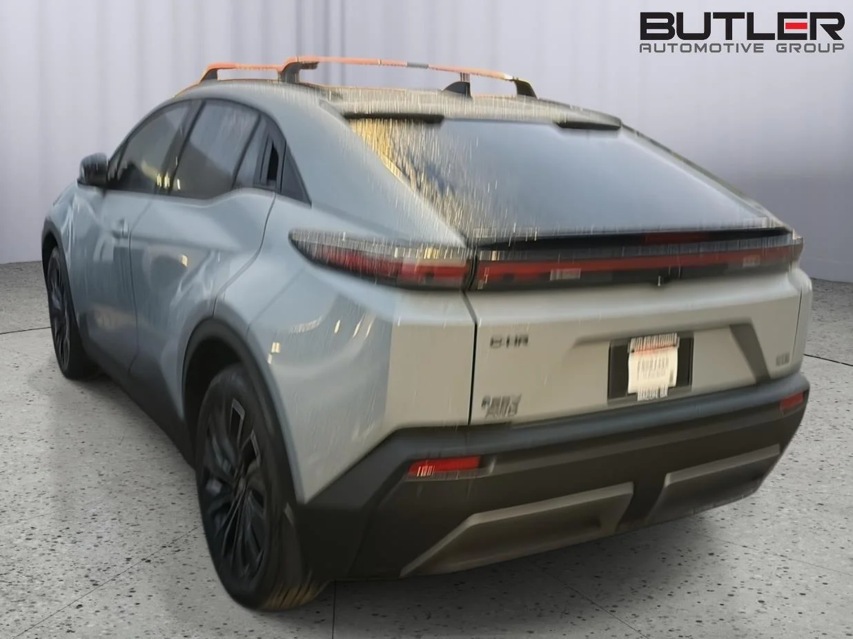 Used 2026 Cement Toyota XSE image 9