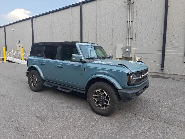 Used 2022 Blue Ford Outer Banks image 1
