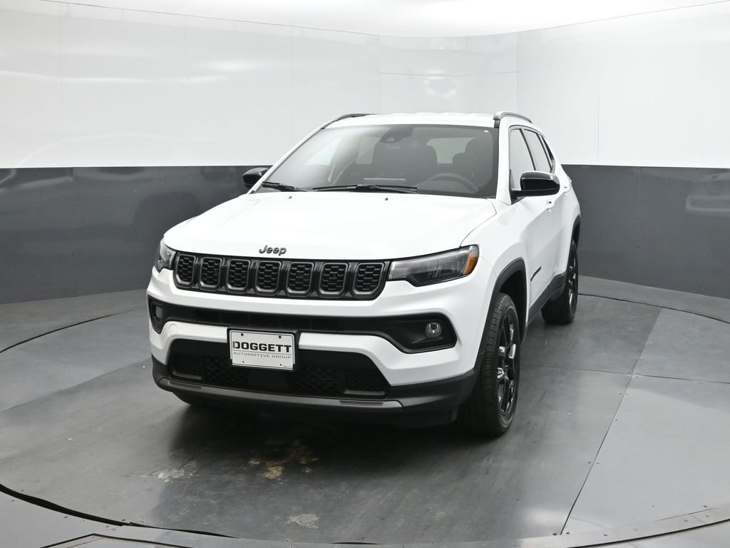 New 2026 Bright White Clear-Coat Exterior Paint Jeep Latitude image 30