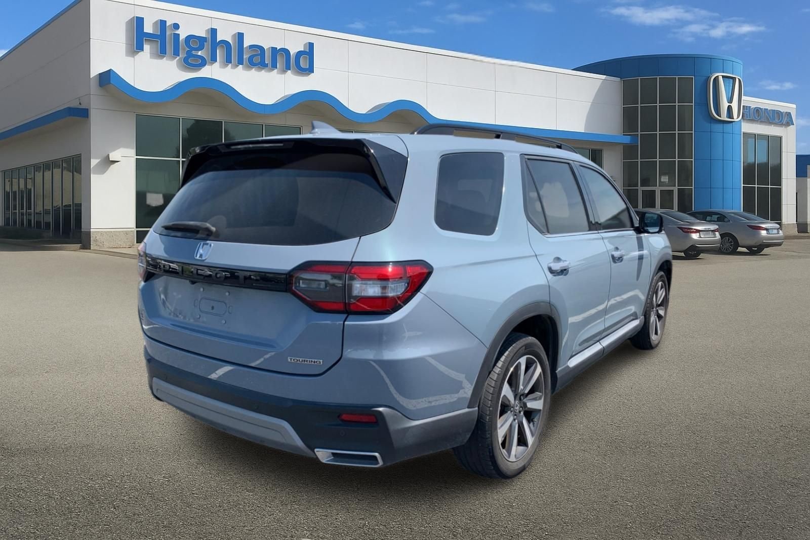 Certified Used 2024  Honda Touring image 5