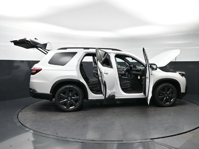New 2026 Platinum White Pearl Honda Sport image 31