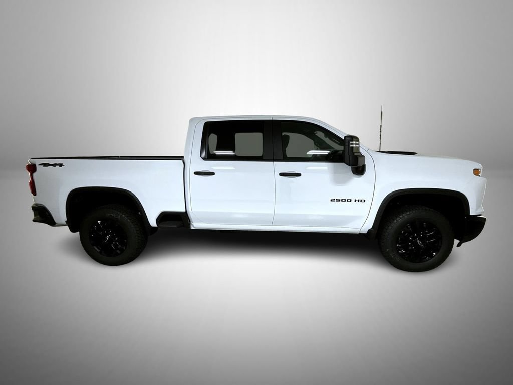 2026 Chevrolet Silverado 2500 HD Custom - Photo 4