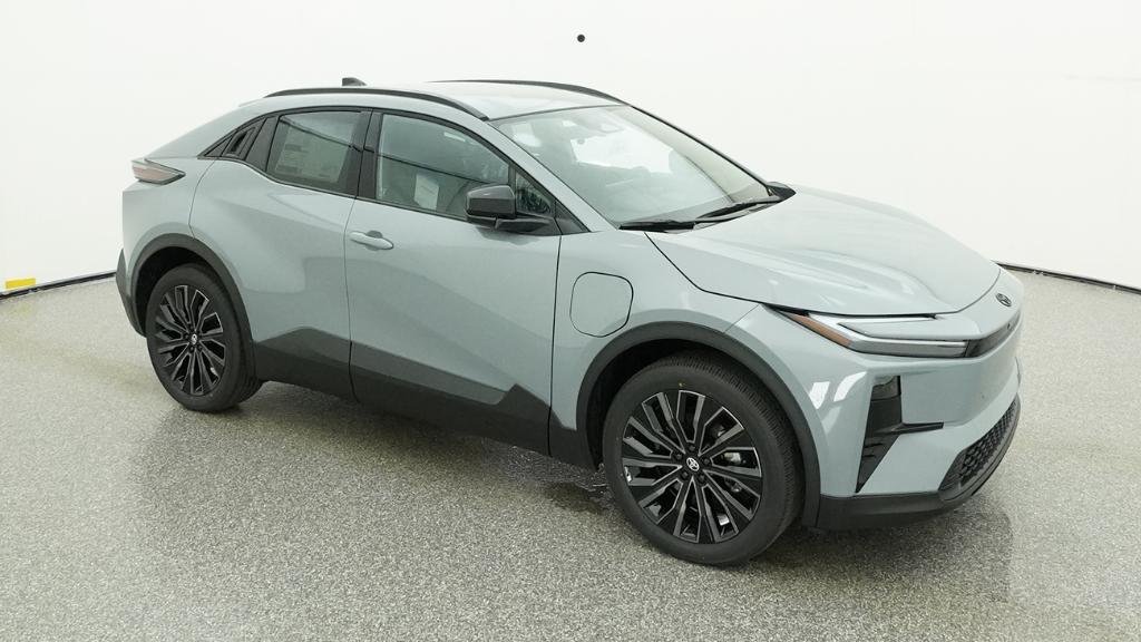 2026 Toyota C-HR XSE - Photo 25
