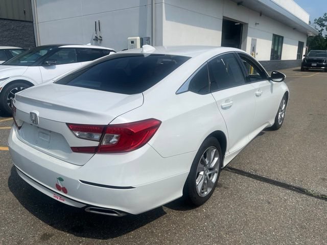 Used 2018 Platinum White Pearl Honda LX 1.5T image 3