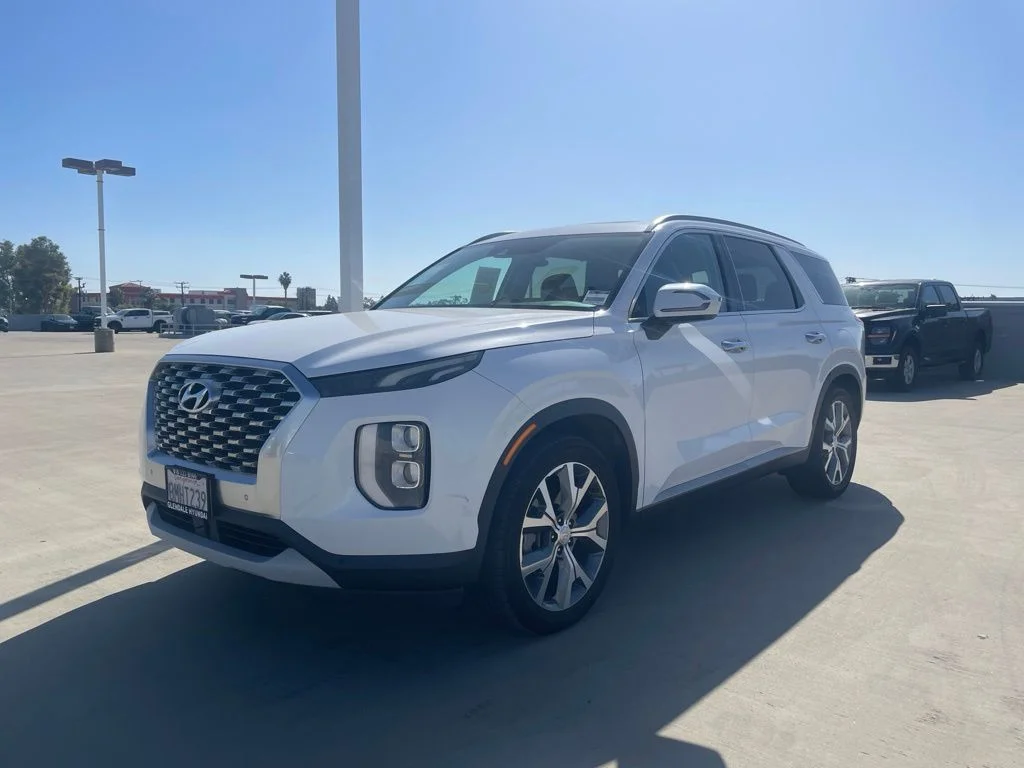 Used 2020 Hyper White Hyundai SEL image 5