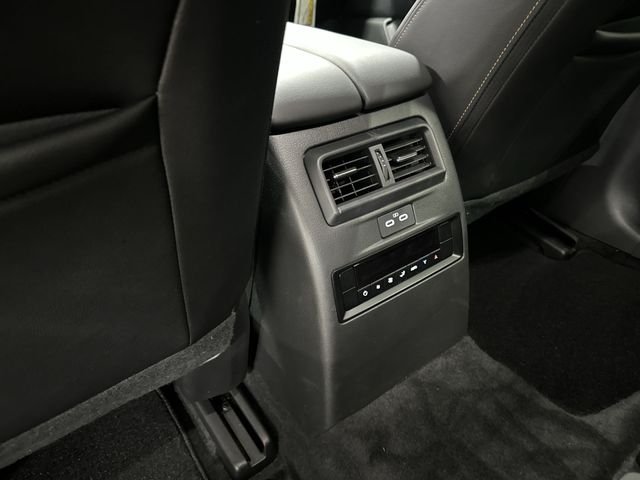 Certified Used 2026 White Mazda 3.3 Turbo Select image 31