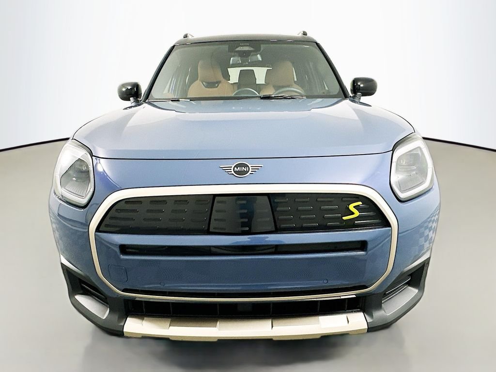 Used 2025 MINI Countryman SE with VIN WMZ53GA06S7R39975 for sale in Austin, TX