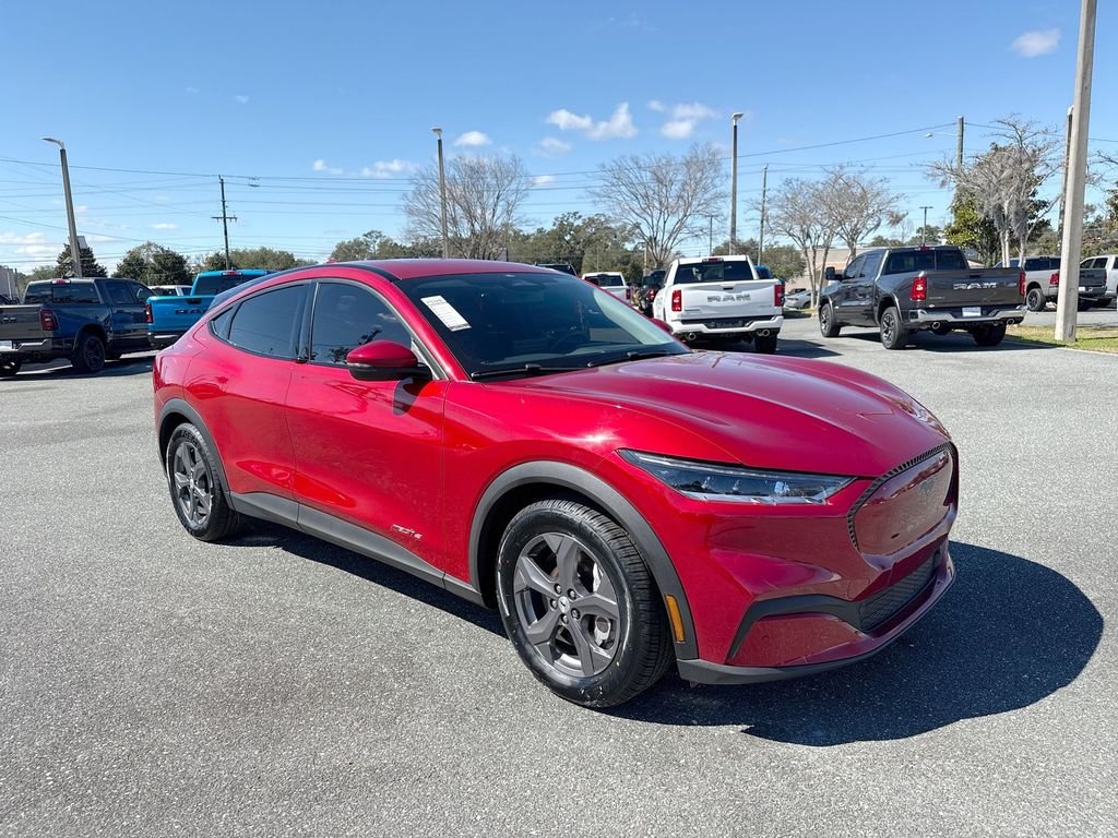 2022 Ford Mustang Mach-E Select RWD