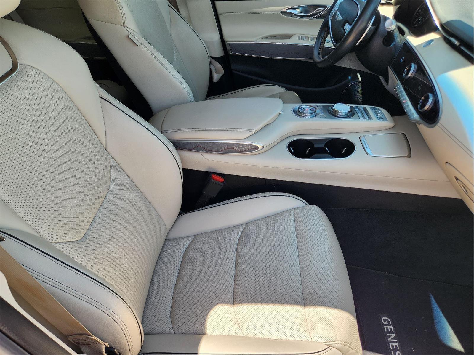 Used 2022 Barossa Burgundy Genesis 2.5T image 13