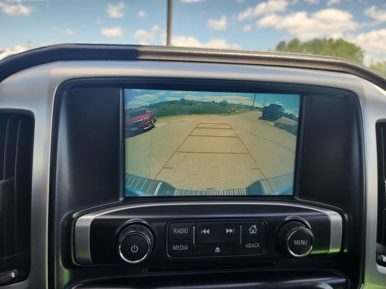 Used 2019 Summit White GMC SLE image 23